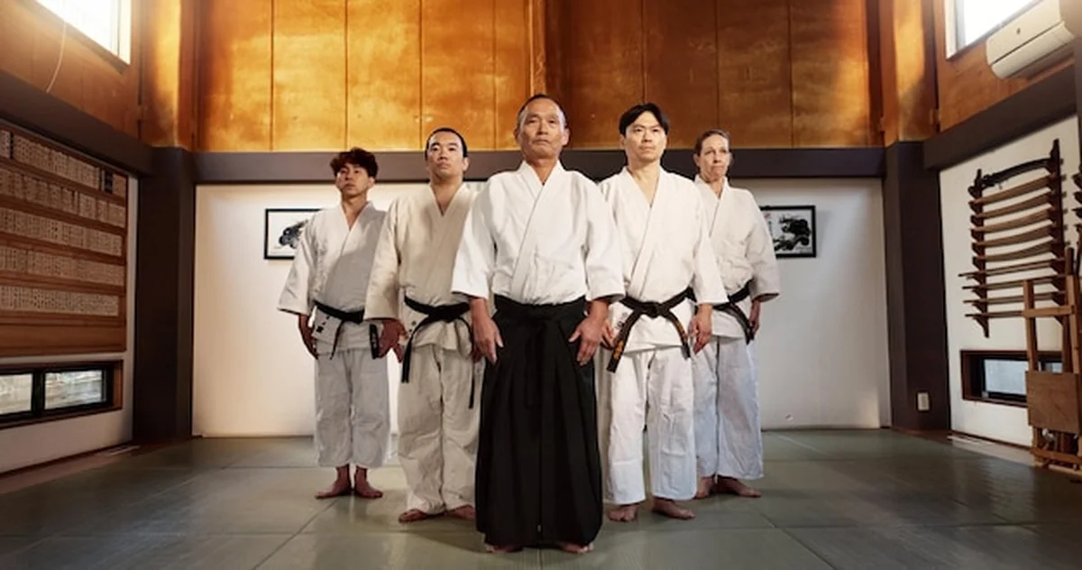 Trening aikido w japońskim dojo z sensei